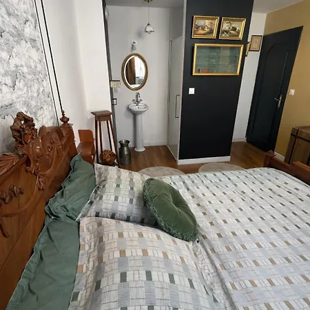 Marie-lou Bed & Breakfast 3*