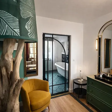 Marie-lou Bed & Breakfast